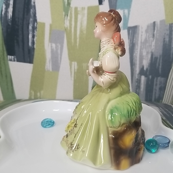 JOSEF ORIGINALS Vintage Figurine Adeline from Gibson Girls Series - Picture 13 of 14